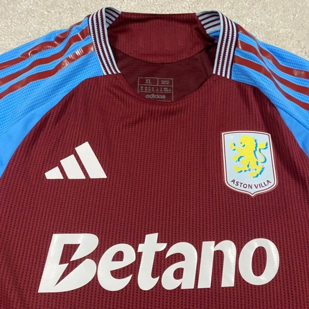 adidas aston villa